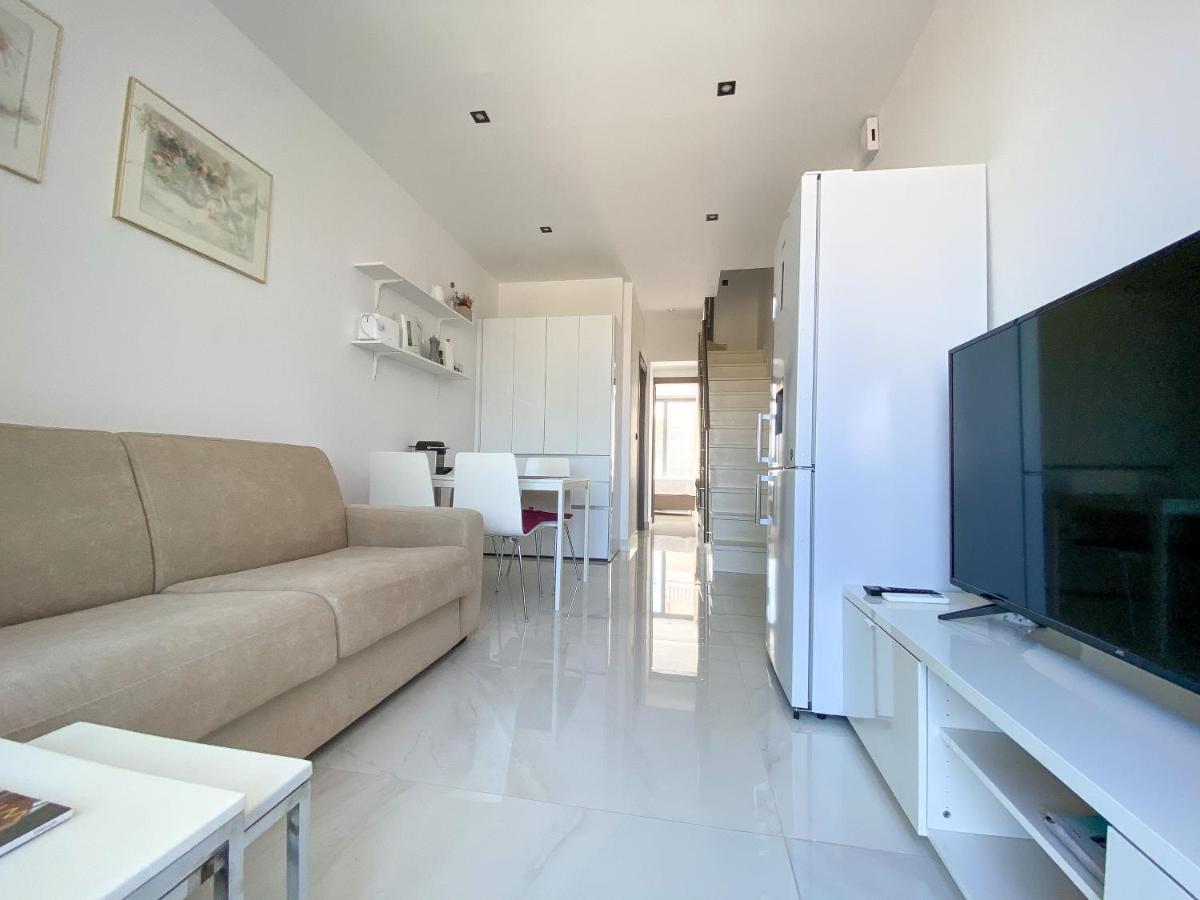 New Modern Deluxe Apartment In Kallithea Kallithea  Eksteriør bilde